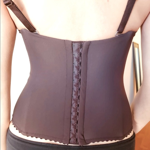 Corset/top- Haute Lingerie - Picture 3 of 5